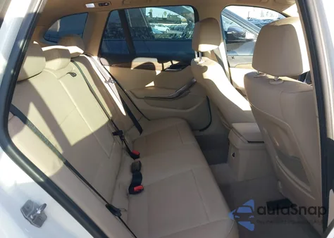 2015 BMW X1 xDrive28I z USA, uszkodzony, nr VIN WBAVL1C52FVY37996